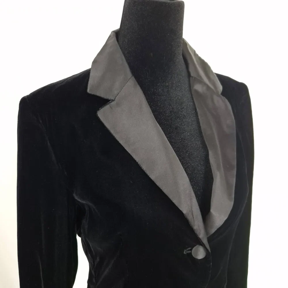 tuxedo jacket