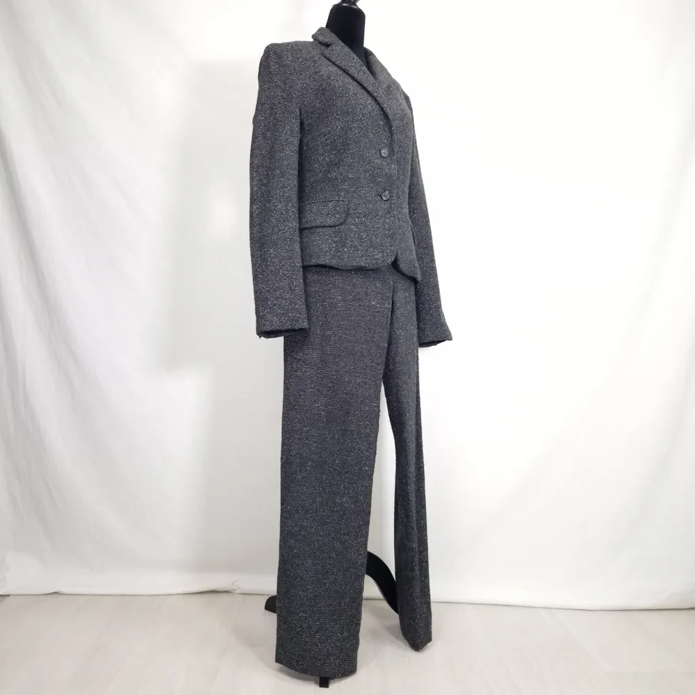 pants suit